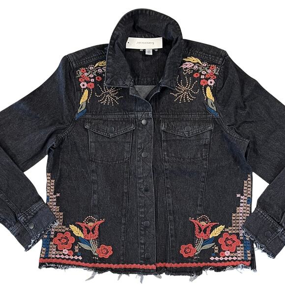 NWT Francesca's Mi ami Black Floral Embroidered Jean/Denim Jacket - SIZE MEDIUM - Picture 2 of 8